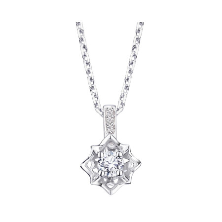 Pendentif Mauboussin Ma Reine d'Amour n°2 en or blanc et diamants